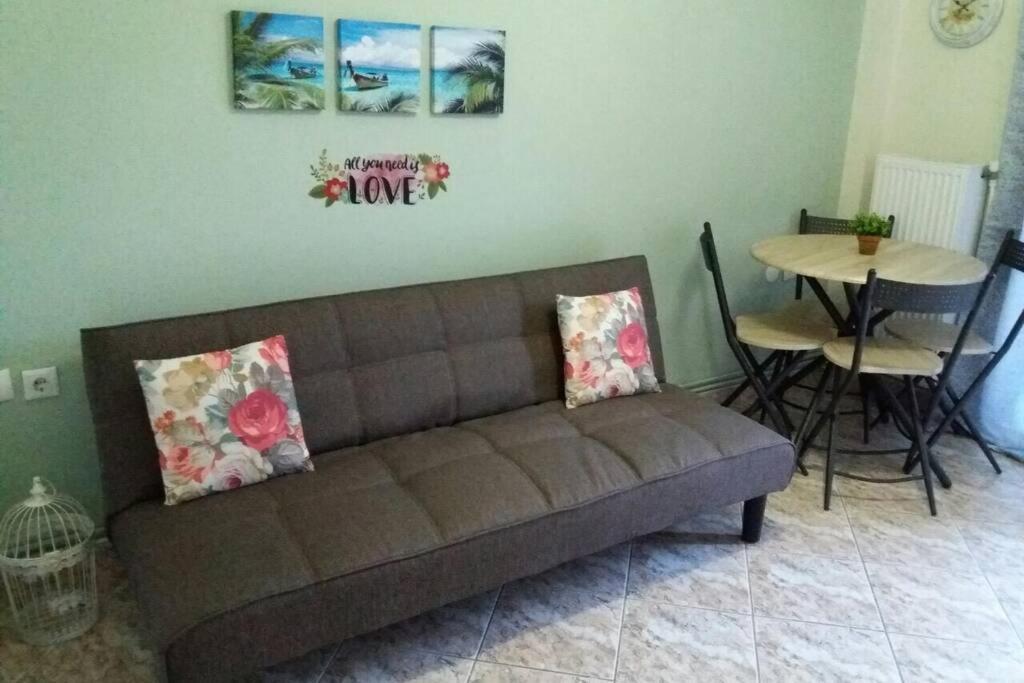 אואוראנואופולי Zefis Appartment מראה חיצוני תמונה